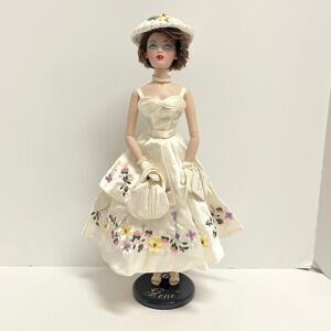 Gene Doll Garden Party Doll and Costume Porcelain China 38240ITT